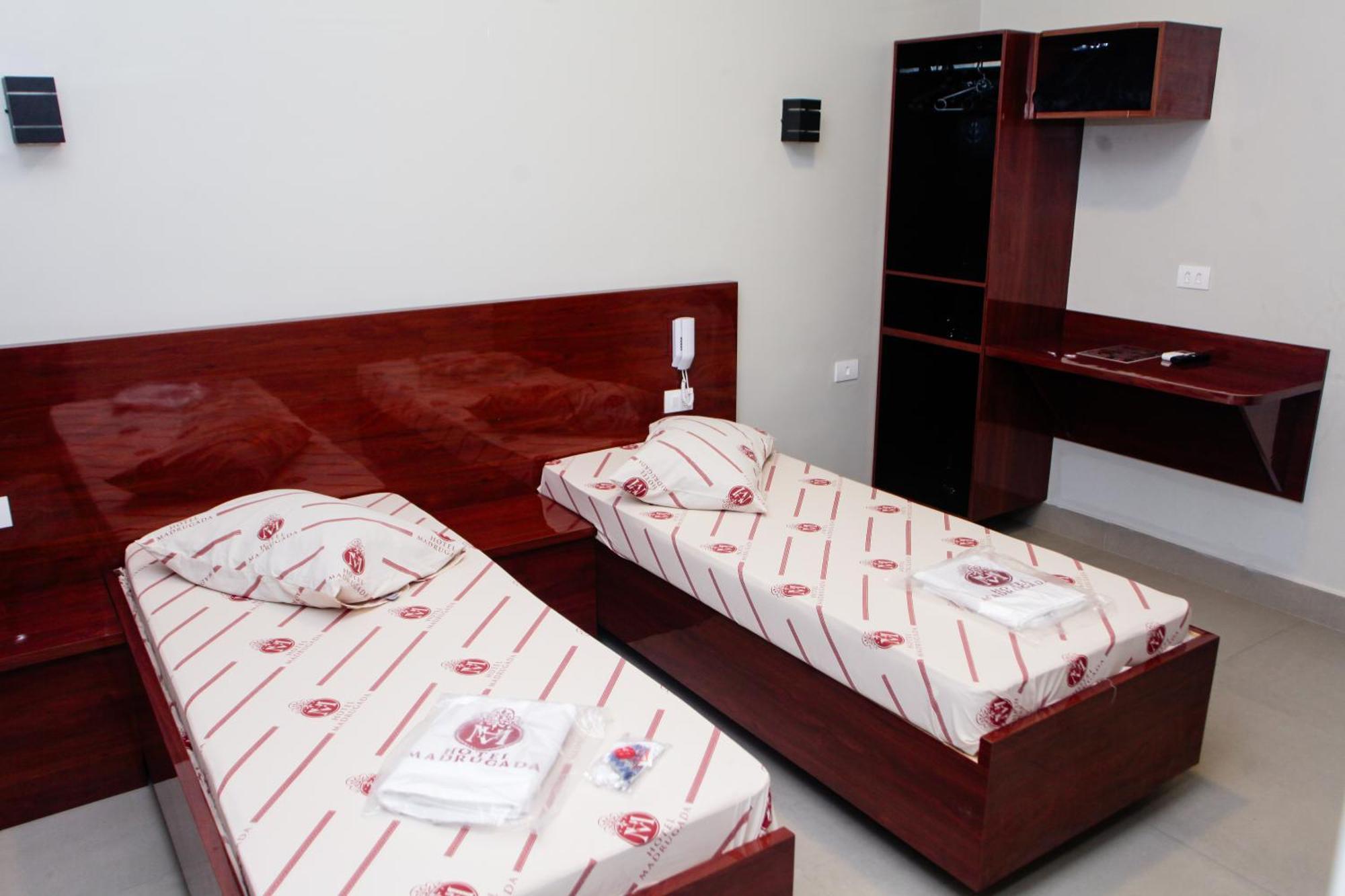 Madrugada Hotel 2*