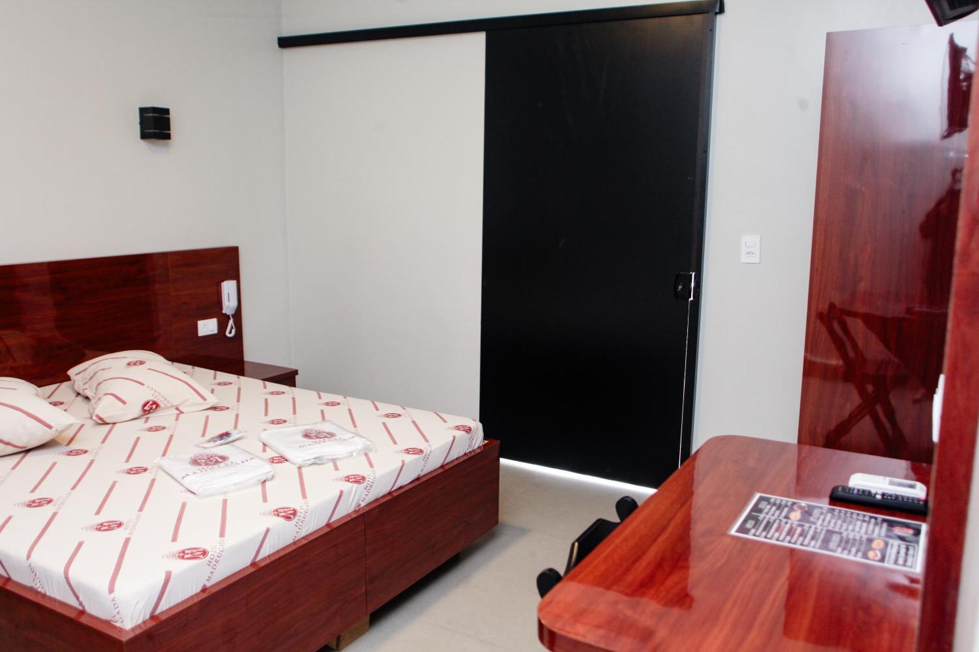 Madrugada Hotel 2*